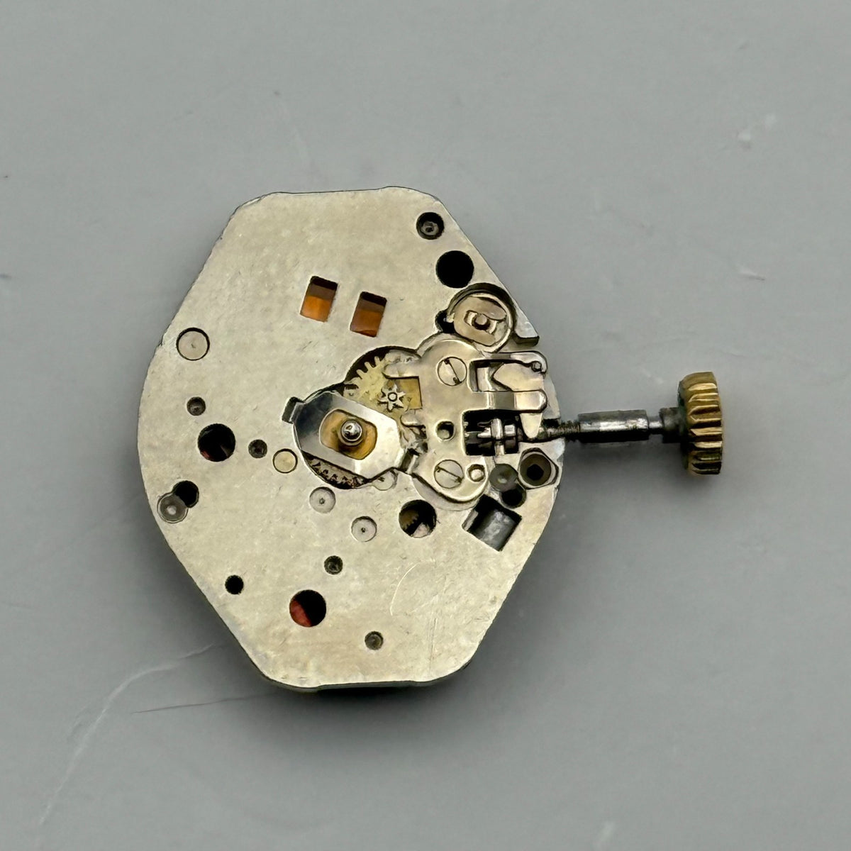 Harley 672 Watch Movement Quartz Swiss Untested Parts Repair Spares 15.3mm