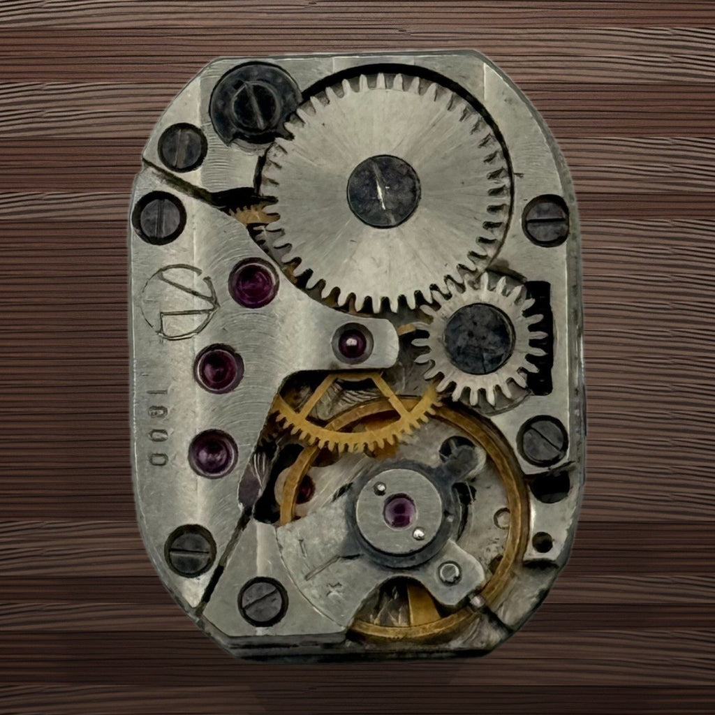 Zaria Luch 1800 Watch Movement - Soviet USSR Ladies - For Parts / Repair - 14mm