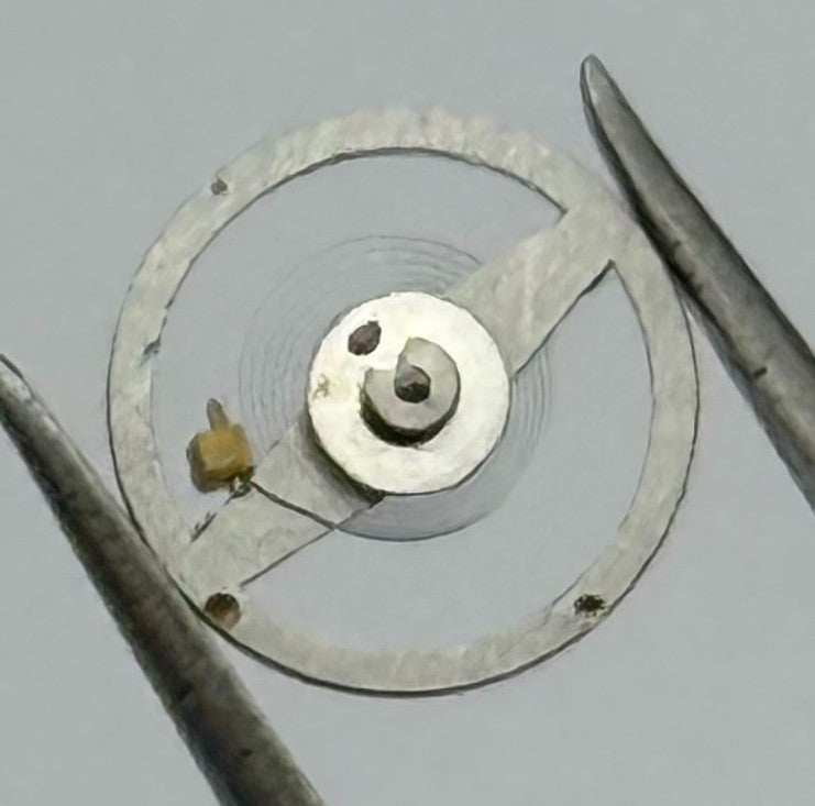OM 514 Balance Wheel Complete And Spring 5¼’’’ Renata 388 Watch Movement Parts