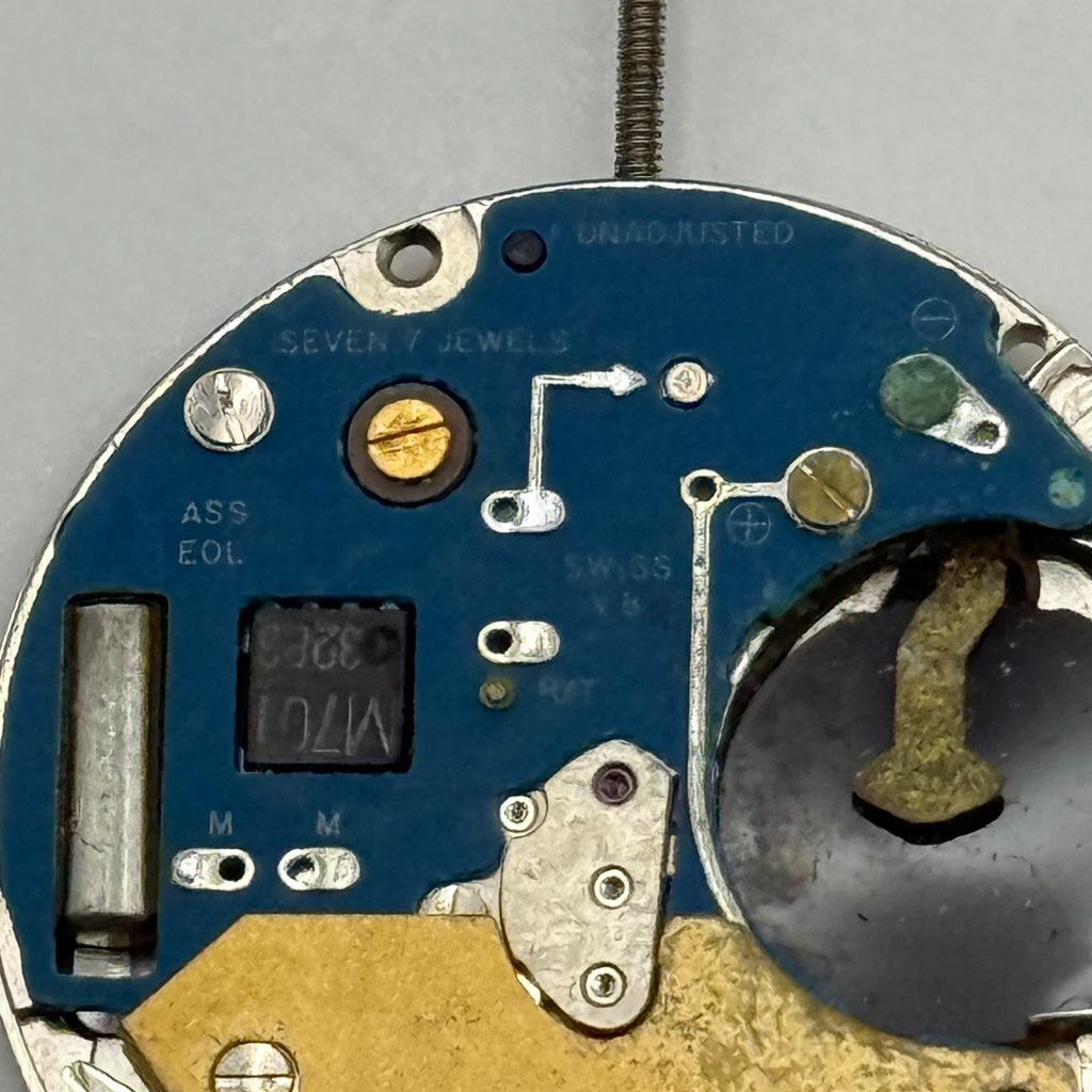 ETA 555.415 Watch Movement Quartz Unadjusted 7 Jewels Swiss Parts Repair 23.9mm