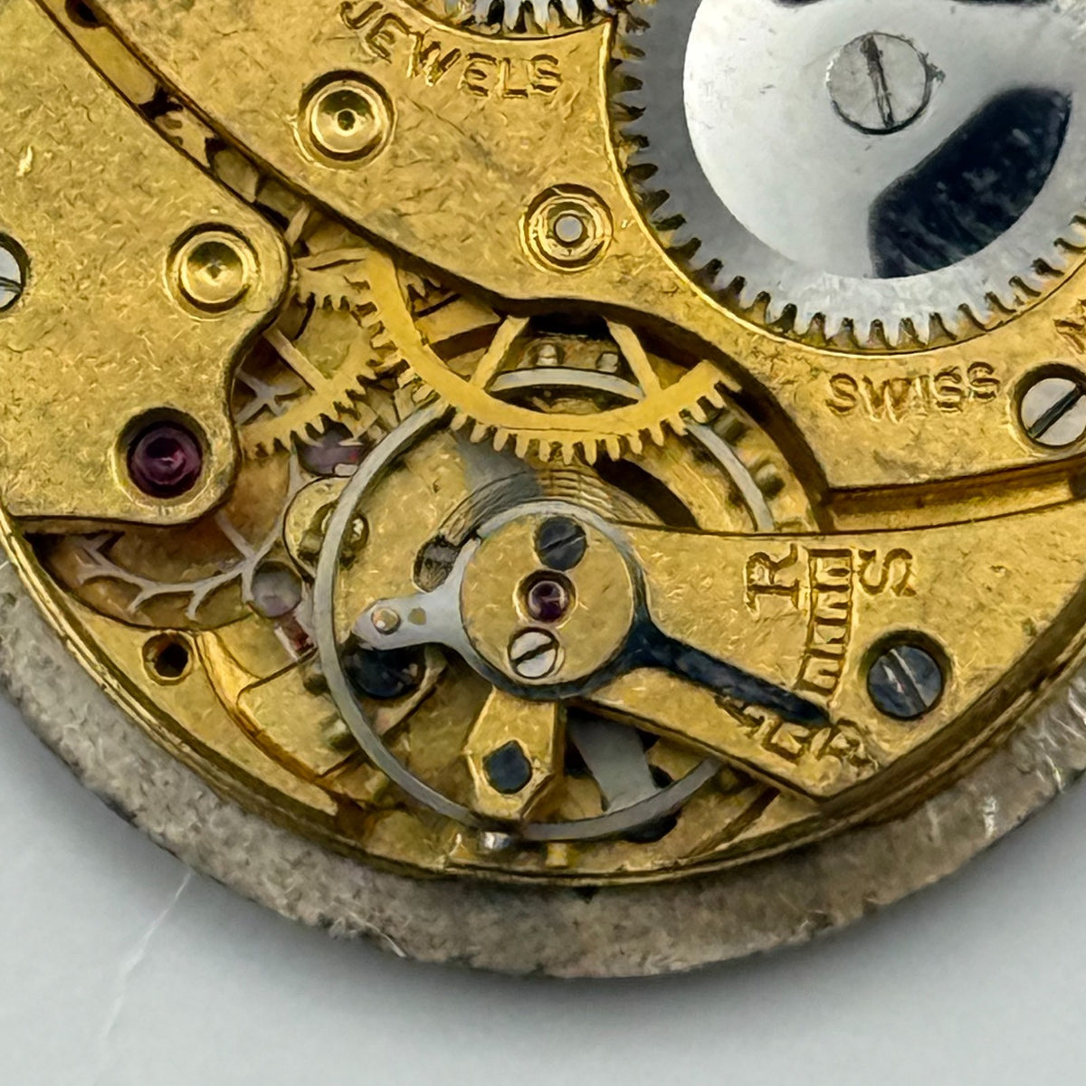 Unidentified Watch Movement Running 9 Jewels Swiss Manual Wind Parts 22.9mm