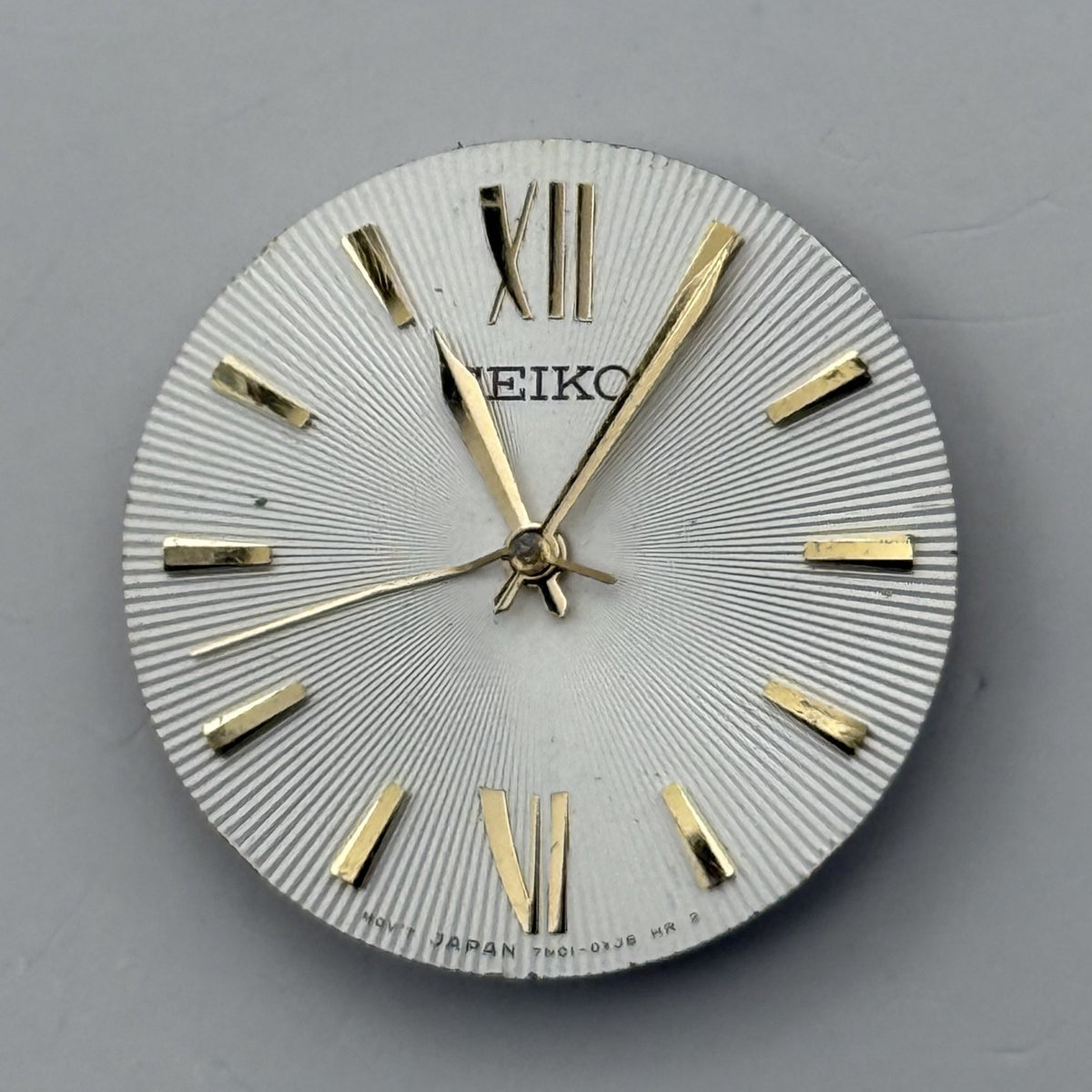 Seiko 7N01-0XJ6 Watch Dial Silver Japan Vintage Spare Parts Repair 23.4mm