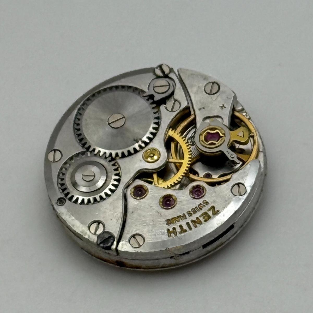 Zenith 88 Watch Movement - For Parts / Repair - 19.6mm