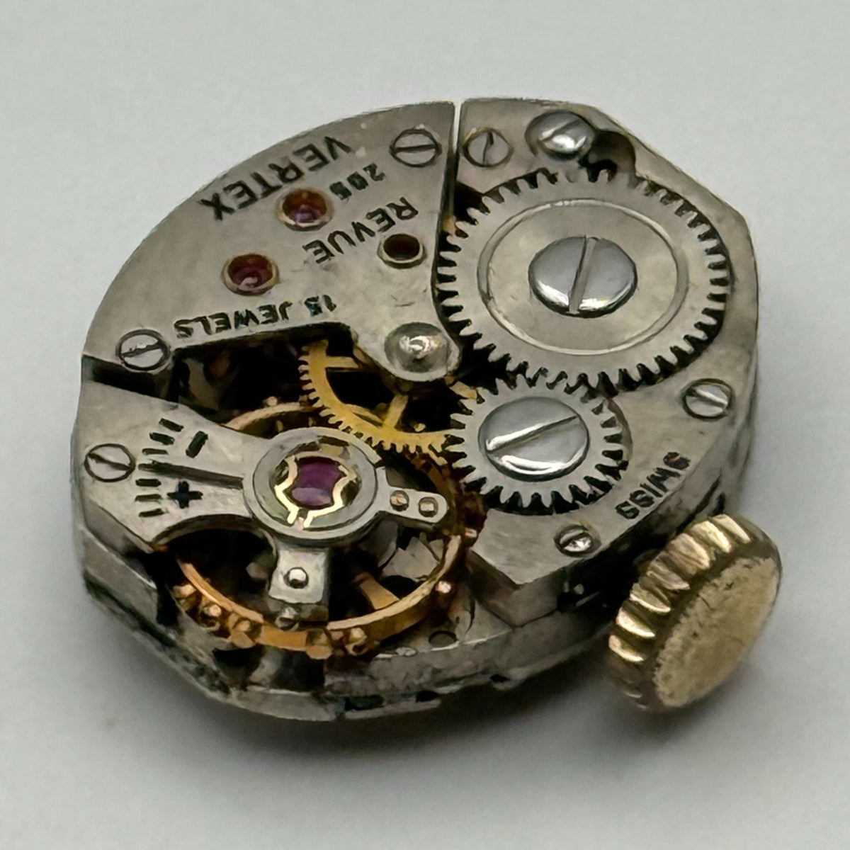 Vertex Revue 205 Watch Movement - Ladies 15 Jewels 15.4m - For Parts / Repair