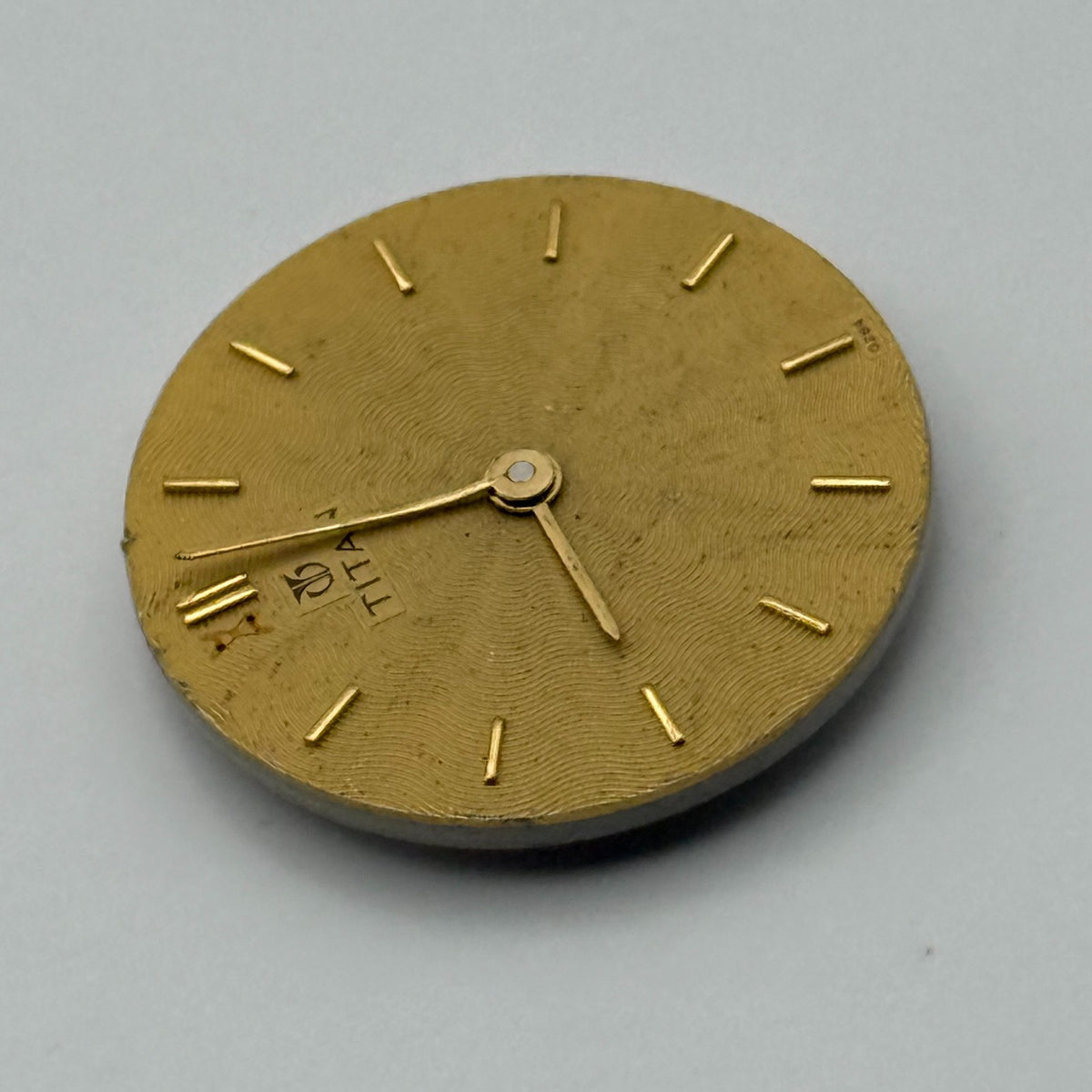 Unidentified Watch Movement Quartz Titan 4 Jewels Untested Parts Repair 13.5mm