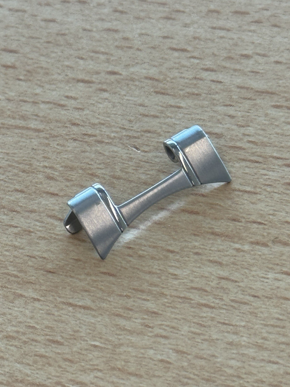 Seiko V172-0AT0 Watch Bracelet End Link - 20mm - For M0EV-D-W - New Old Stock