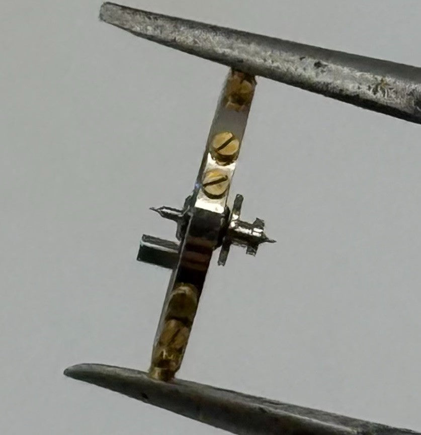 Buser 15 Balance Wheel Complete And Spring Pour Watch Movement Parts Vintage NOS