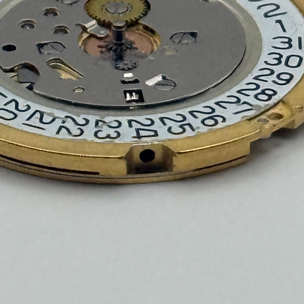 Ronda 1006 Watch Movement - Quartz Date 8 Jewels - For Parts / Repair - 23.9mm
