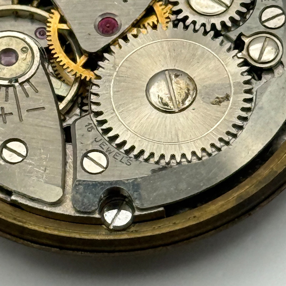 FHF 67 Watch Movement - Avia 15 Jewels - For Parts / Repair - 29.8mm