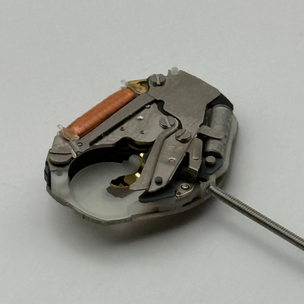 Miyota 2035 Watch Movement Quartz Japan Untested Parts Repair Spares 15.3mm