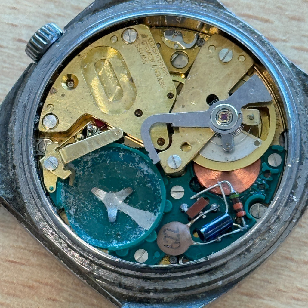 Avia Electronic ESA 9157 Watch - For Parts / Repair - Rare Vintage Men’s 36mm