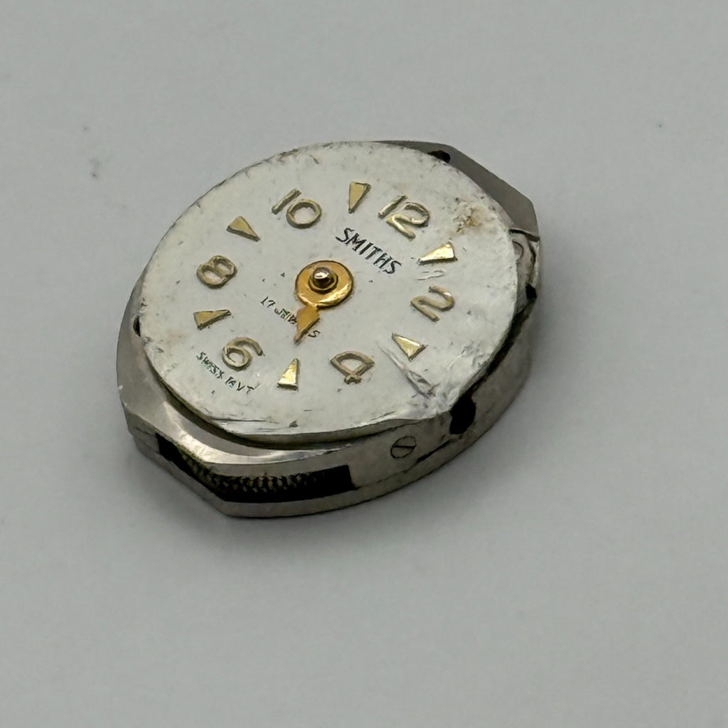 Smiths 950 Watch Movement 17 Jewels Swiss Bad Condition For Parts Repair 12.9mm