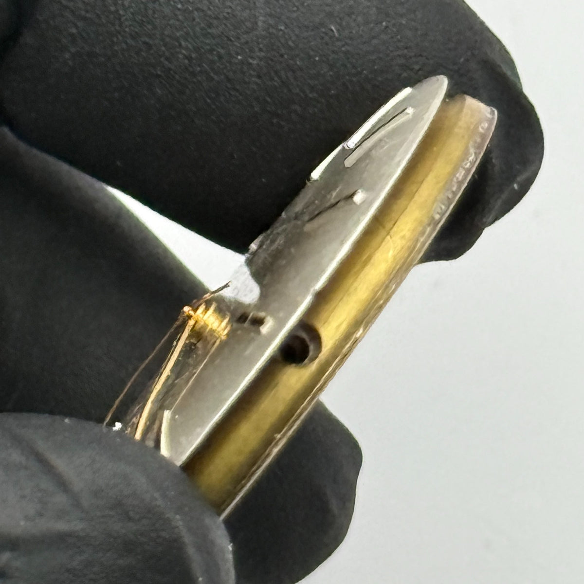 Longines 284 Watch Movement - 17 Jewels - For Parts / Repair - 30.5mm