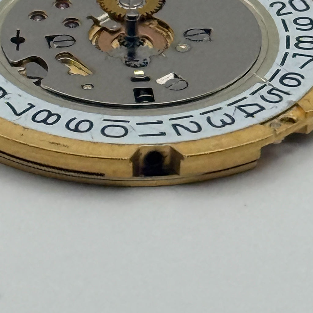 Ronda 1009 Watch Movement - Quartz Date 10 Jewels - For Parts / Repair