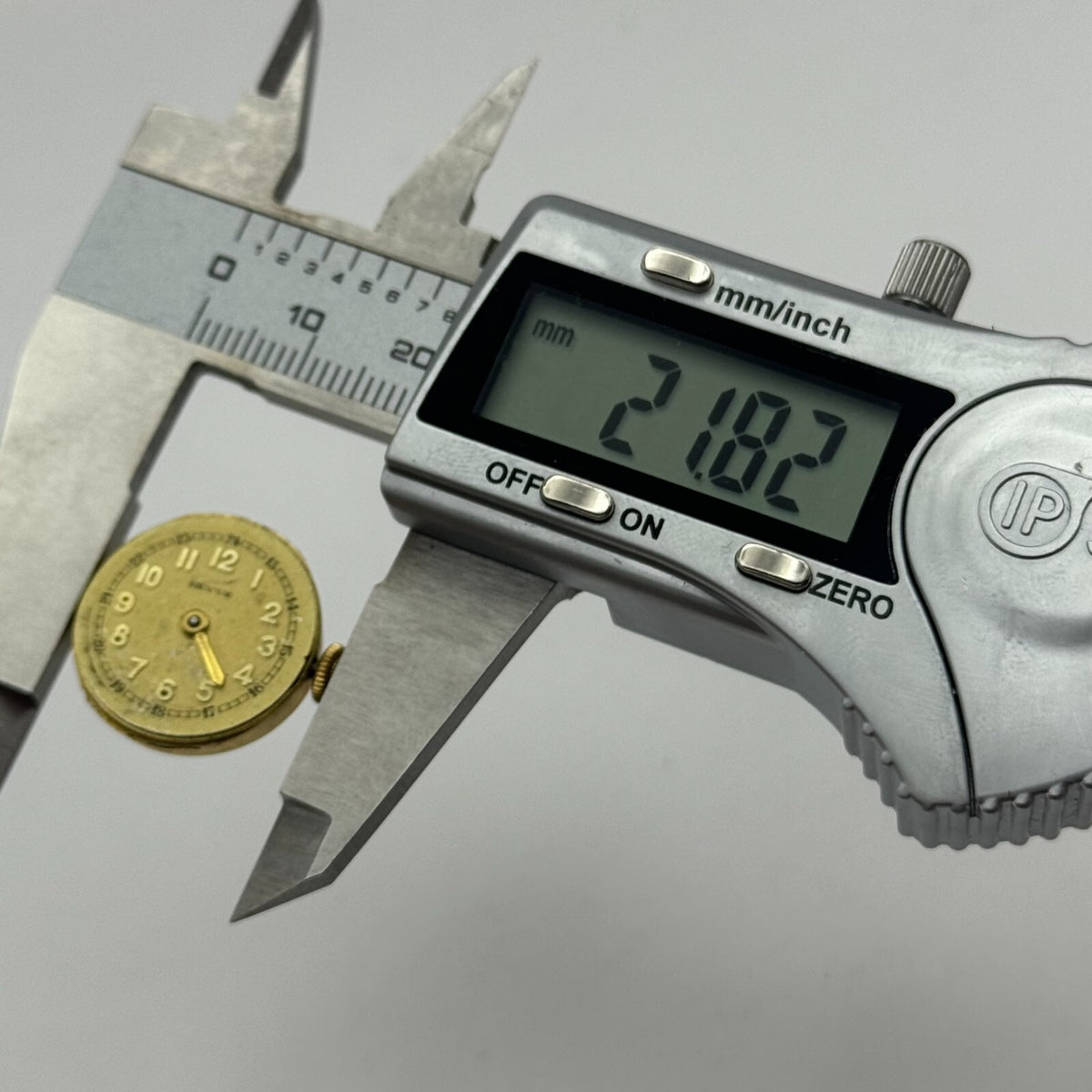 Revue GT Cal 42 Watch Movement Manual Wind Swiss Vintage Parts Spares 19.9mm 