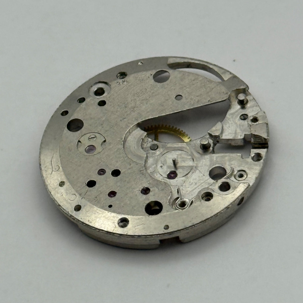 Peseux P 320 Watch Movement - For Parts / Repair - 23.6mm