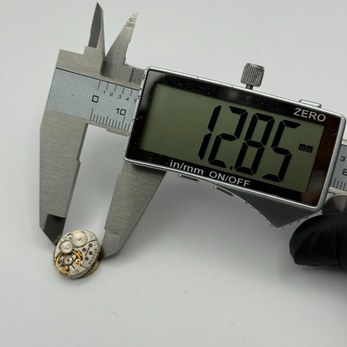 Eterna 1447 Watch Movement - Ladies - For Parts / Repair - 12.8mm