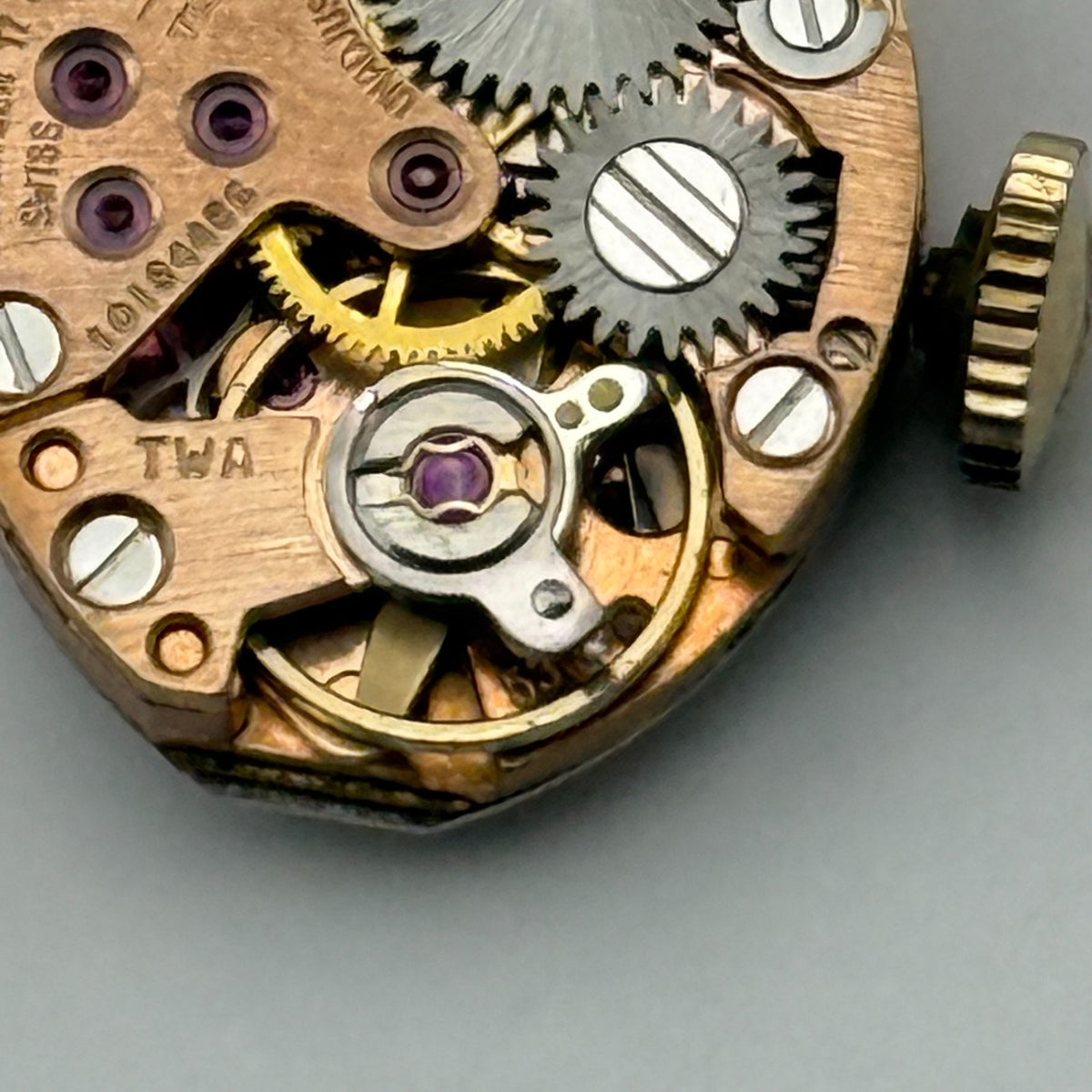 Tissot 530 Watch Movement 17 Jewels Unadjusted Swiss Manual Wind Parts 13mm