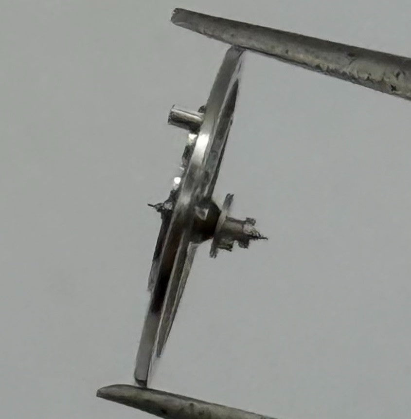 EB 1197 Balance Wheel Complete And Spring 10½’’’ 109 M Watch Movement Parts NOS