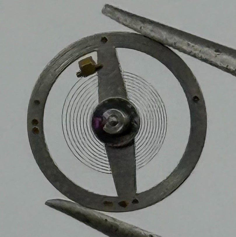 BFG 910 PL Balance Wheel Complete And Spring Renata 525 Watch Movement Parts NOS