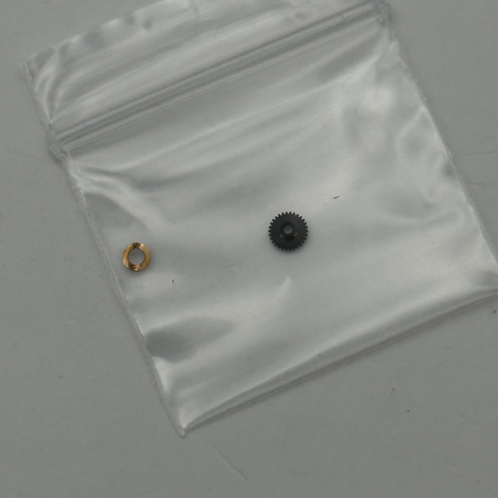 Miyota 2105 Watch Movement Quartz Japan Untested Parts Repair Spares 23.7mm