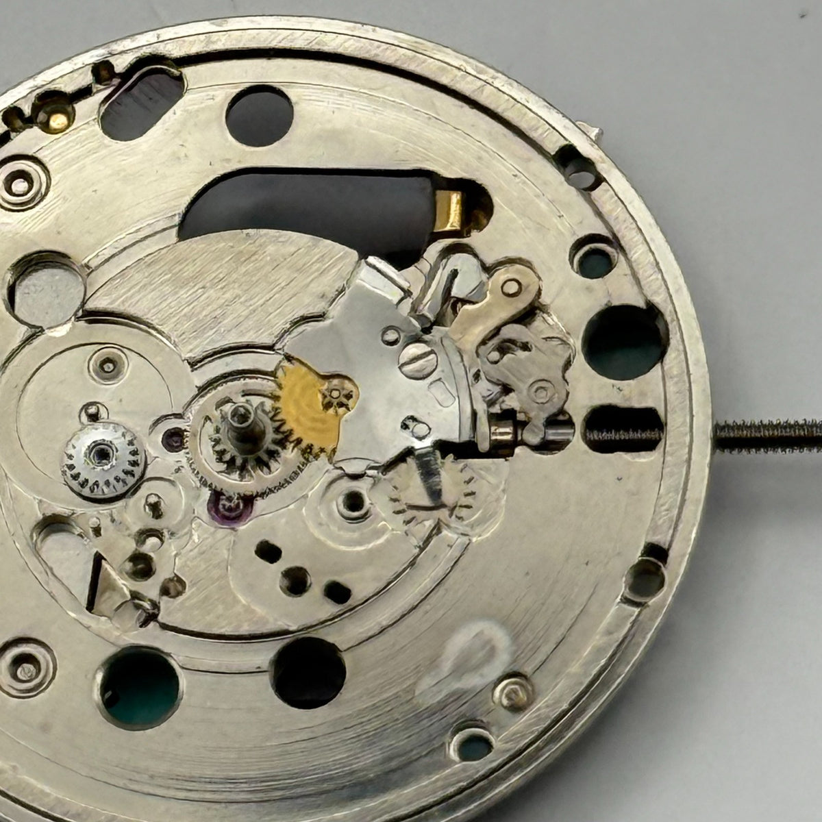 ETA 555.412 Watch Movement Running Quartz Swiss 7 Jewels Parts Repair 23.9mm