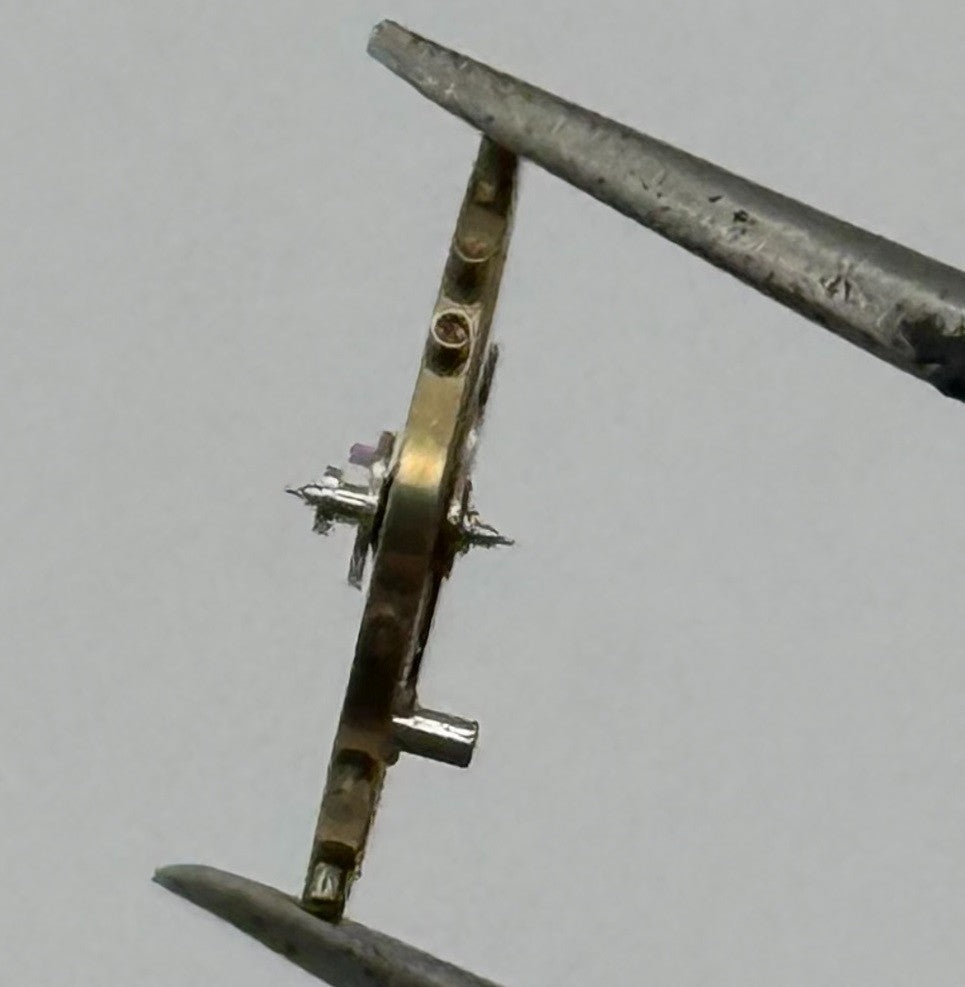 FHF 28 Balance Wheel Complete And Spring Renata 345 M Watch Movement Parts NOS