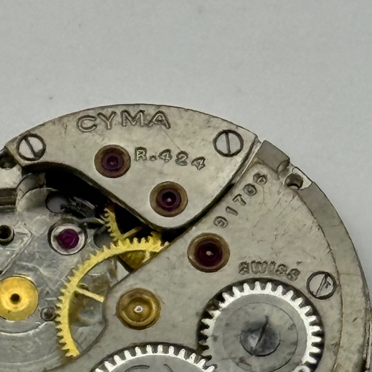Cyma R.424 Watch Movement - For Parts / Repair - 19.6mm