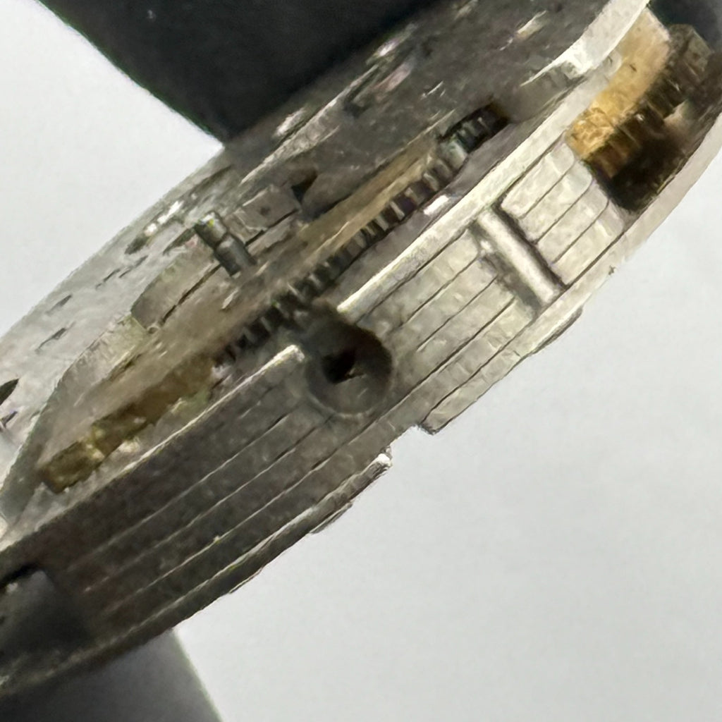Unidentified Watch Movement - Spares - For Parts / Repair - 23.3mm