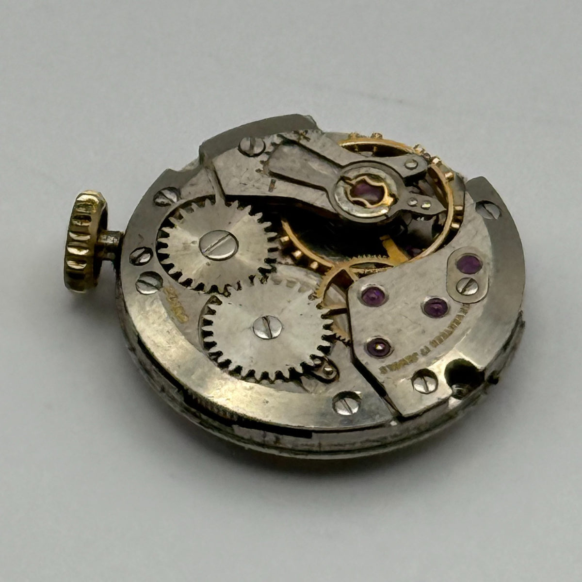 ETA 2510 Watch Movement - Garrard 17 Jewels Ladies 17.5m - For Parts / Repair
