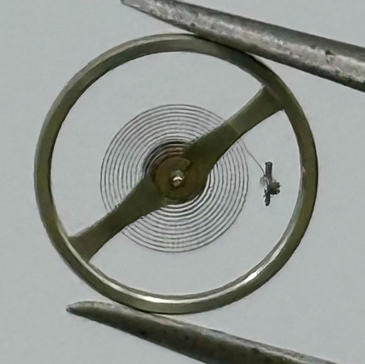 VUFE 57/5 Balance Wheel Complete And Spring 5¼’’’ 945 Watch Movement Parts NOS