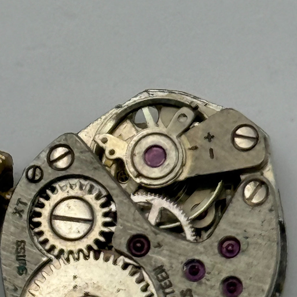 FHF ST 69-21 Watch Movement Ingersoll 17 Jewels Lever Manual Wind Parts 17.7mm