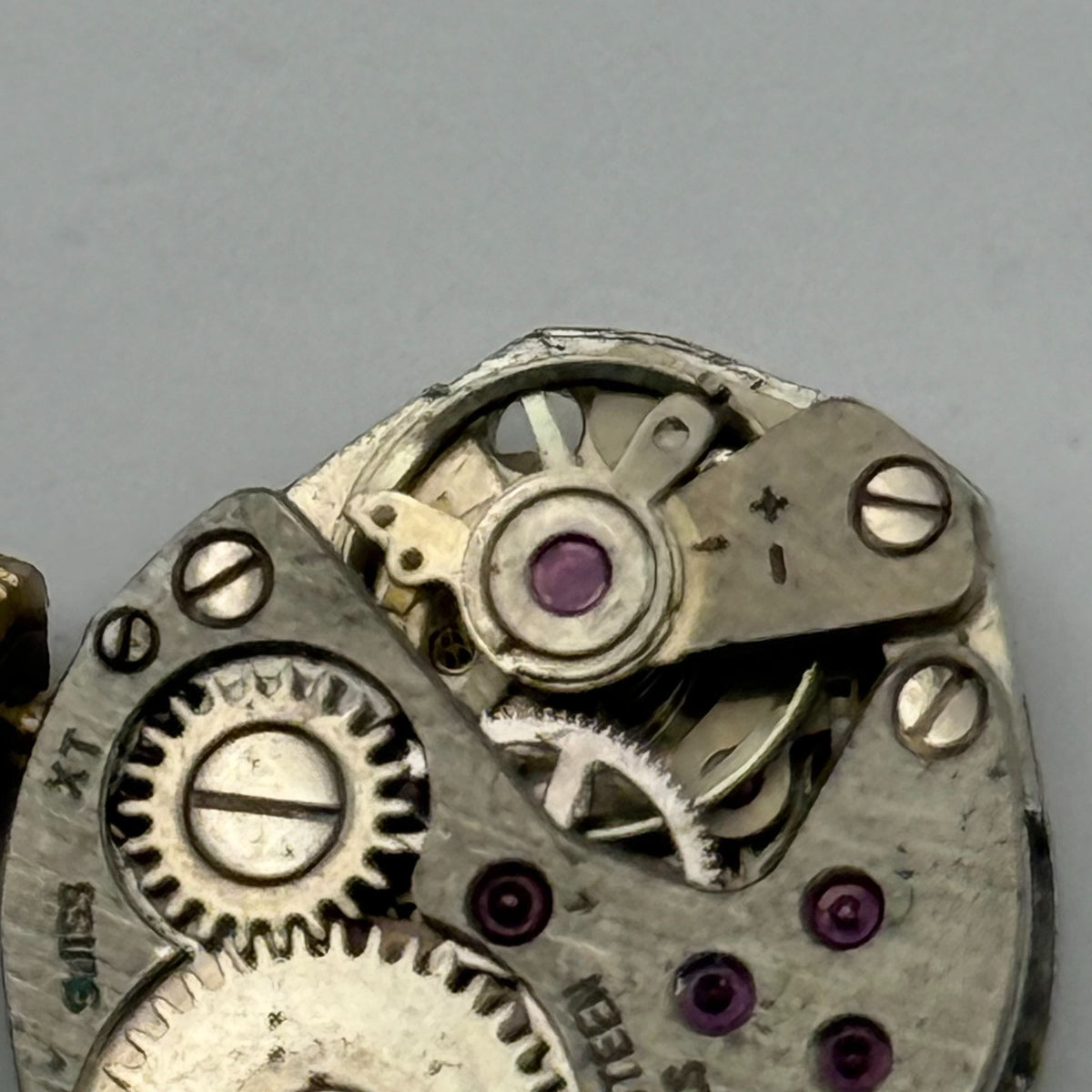 FHF ST 69-21 Watch Movement Ingersoll 17 Jewels Lever Manual Wind Parts 17.7mm