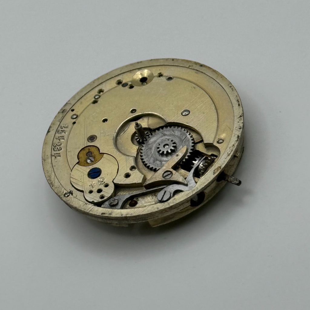 Cylinder Escapement Pocket Watch Movement - Unidentified - Parts / Repair 33.9mm