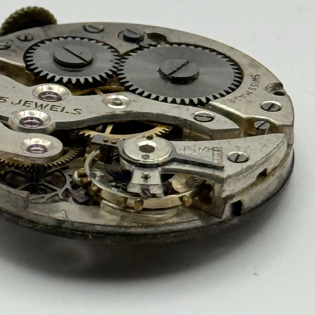 Unidentified Watch Movement 15 Jewels Swiss Manual Wind Parts Repair Spares 26mm