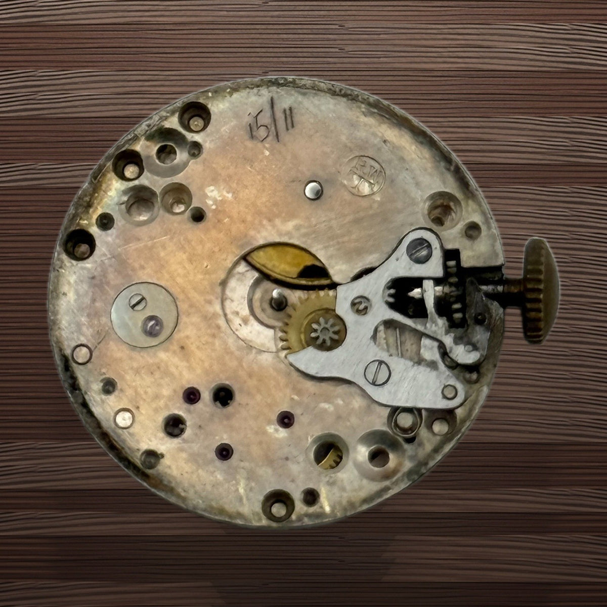 RWT Watch Movement - Record Swan 15 Jewels - For Parts / Repair - 21.7mm