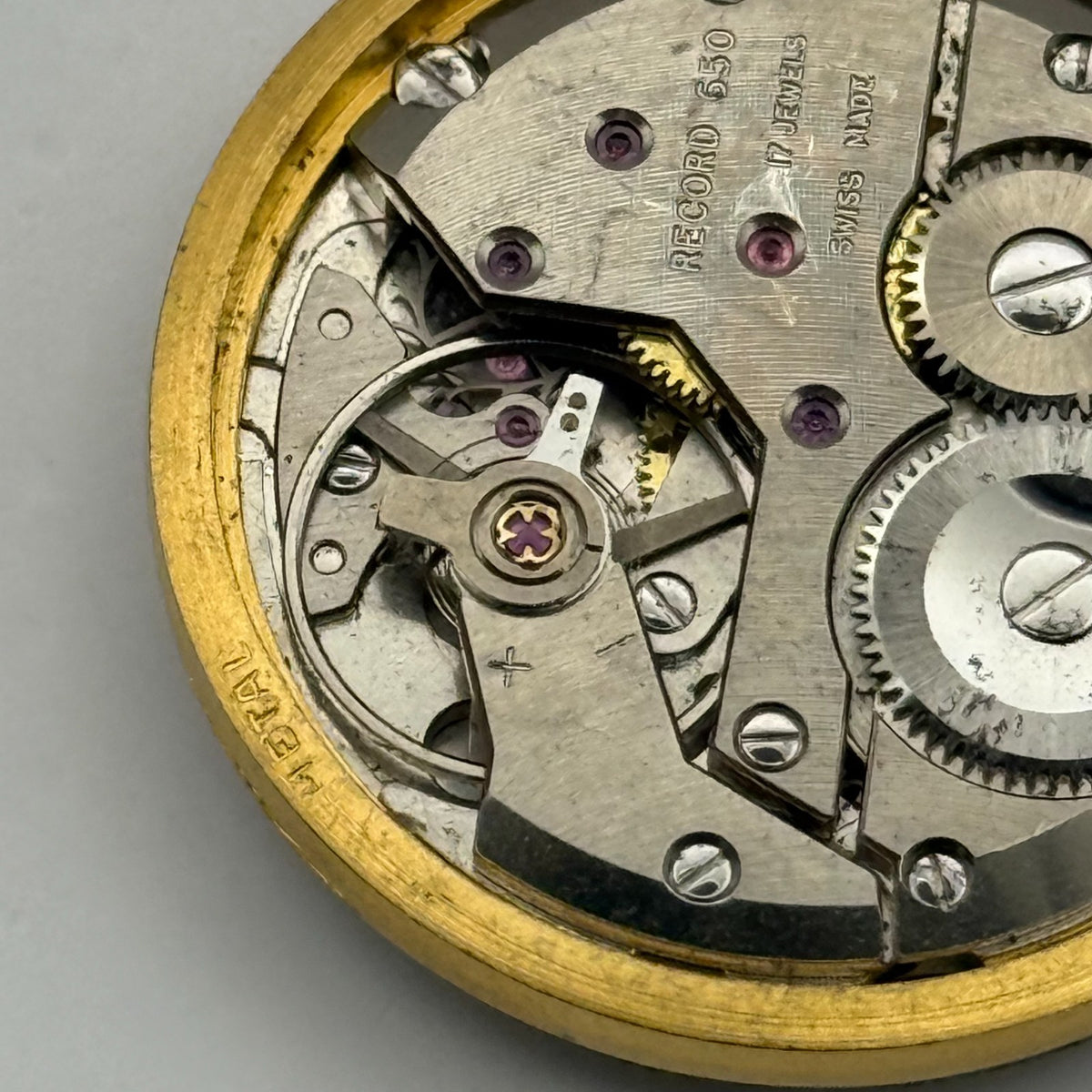 Record 650 Watch Movement - De Luxe 17 Jewels - For Parts / Repair - 29.7mm