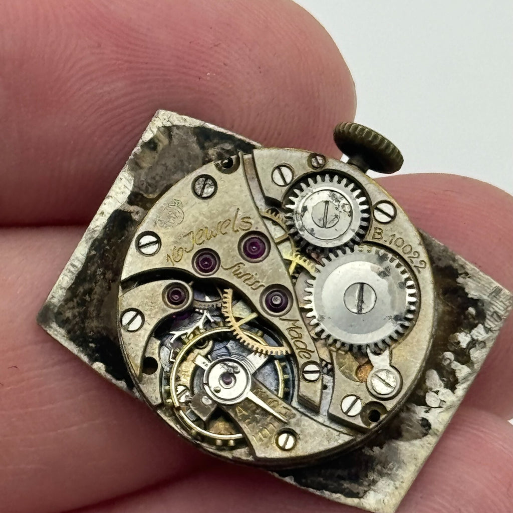 Dreadnought B.10022 Watch Movement Manual Wind 16 Jewels Swiss Made Parts 19.7mm