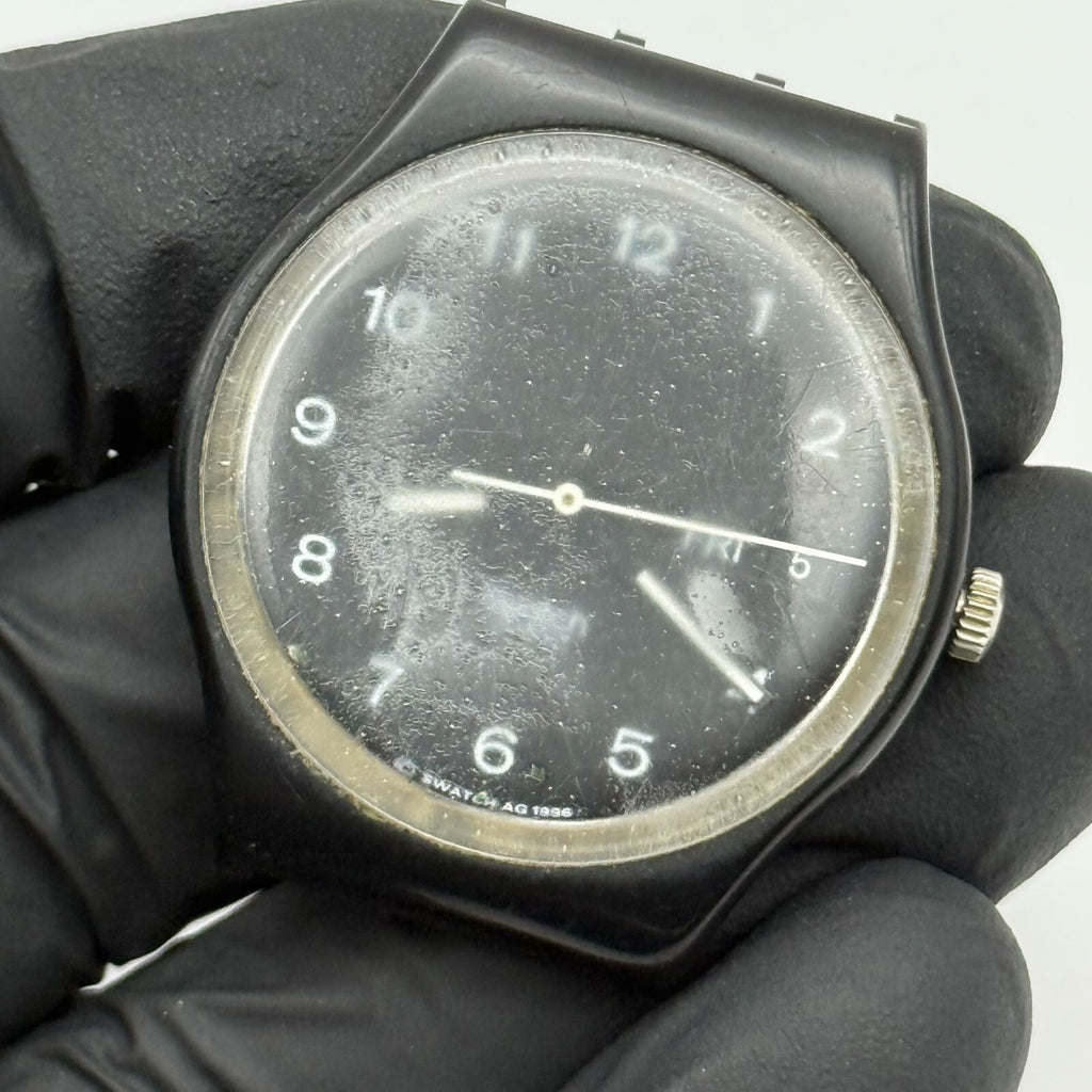 33mm Vintage 1996 Swatch Black Dial Plastic Quartz Watch UNTESTED PARTS REPAIR
