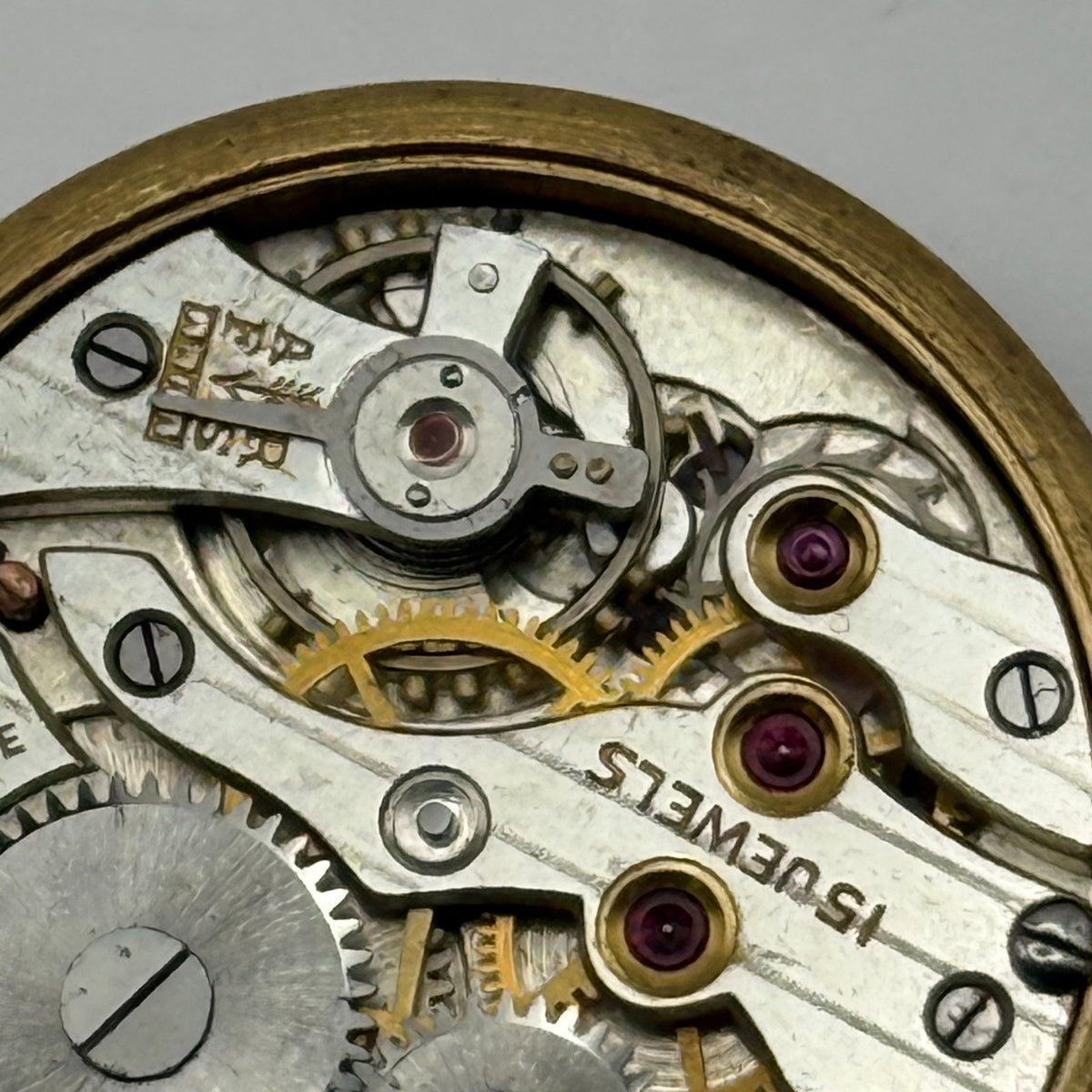 Kurth 180 Watch Movement - 15 Jewels - Running - For Parts / Repair - 22.6mm