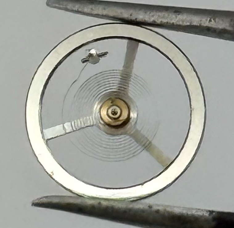 EB 1297 1462 Balance Wheel Complete And Spring Renata 117 Watch Movement Parts