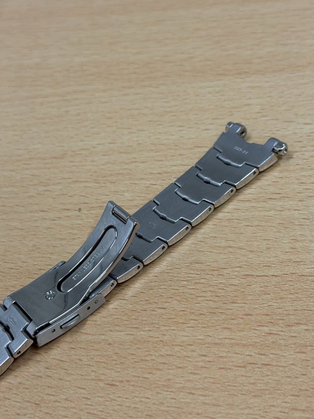 Seiko 33Z9-Z-I Bracelet - For Chronograph Model - 22mm Ends - Stainless Steel
