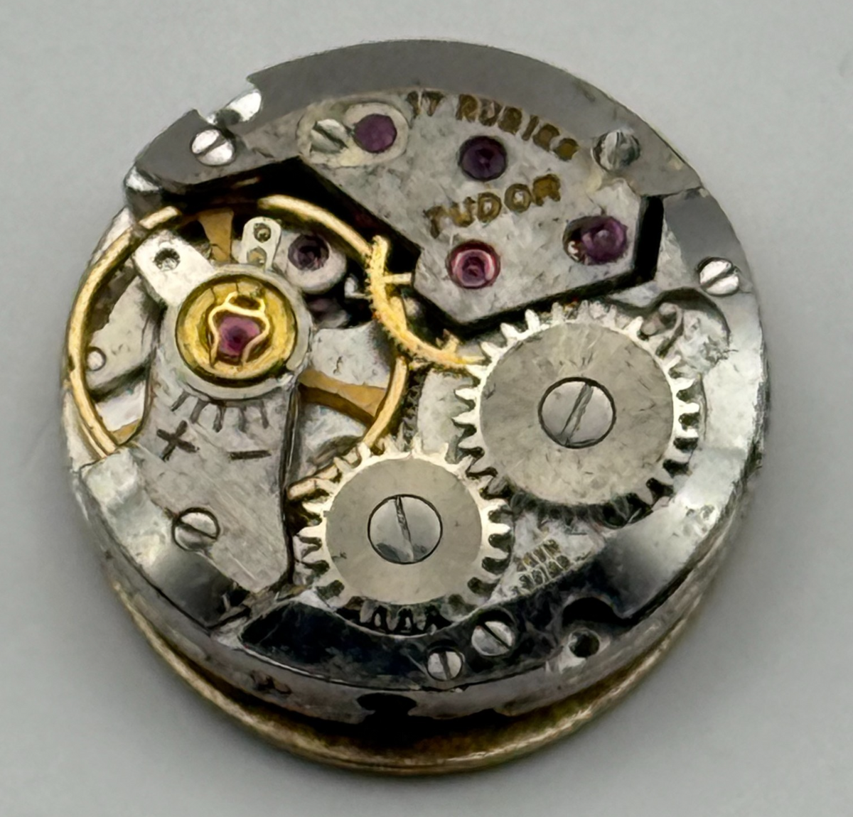 Tudor Precision Watch Movement - 17 Rubies Ladies - For Parts / Repair - 15.5mm