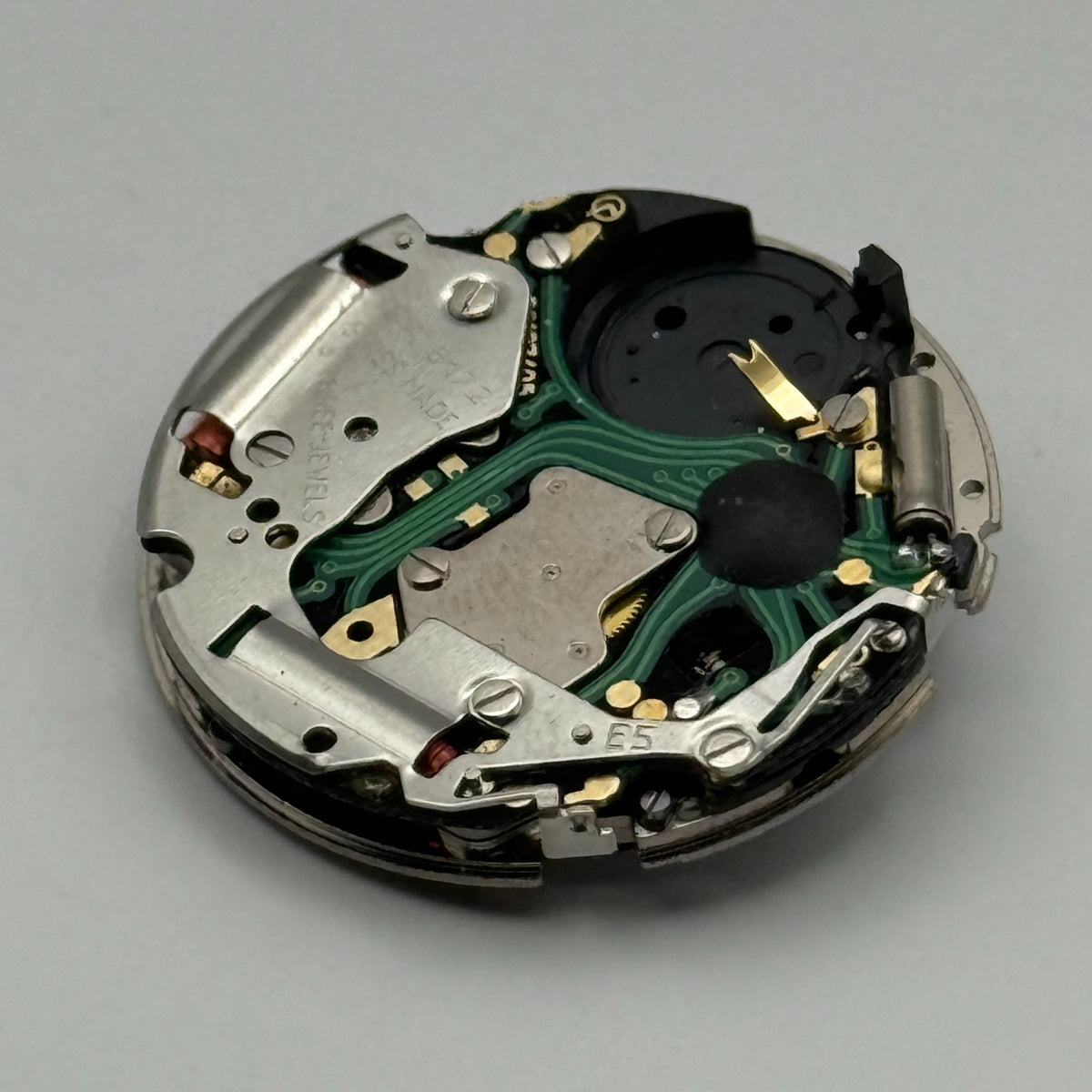 ISA 8172 Watch Movement Quartz Date 3 Jewels Swiss Vintage Parts Repair 26.1mm