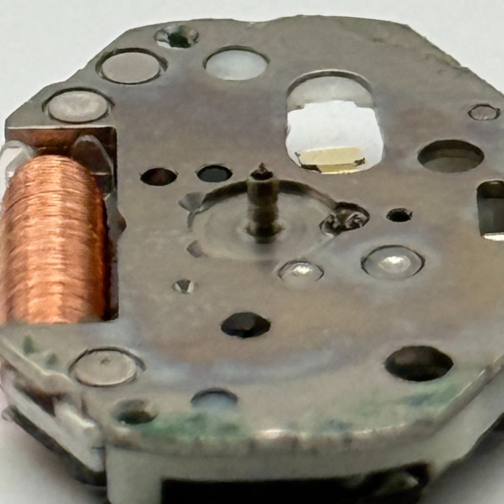 Miyota 2035 Watch Movement Quartz Japan Untested Parts Repair Spares 15.3mm